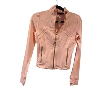 NWOT Lululemon define cropped jacket nulu PINK/GOLD Size 6